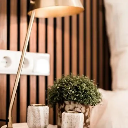 Toques De Glamour En El Casco Historico,wifi,a.c. Apartamento Alicante