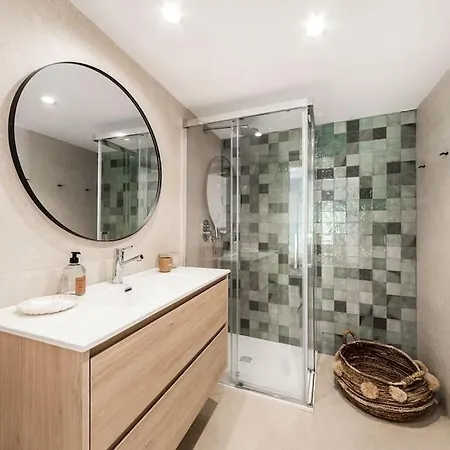 Toques De Glamour En El Casco Historico,wifi,a.c. * Alicante